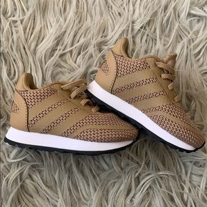 New!!  baby adidas! 4K